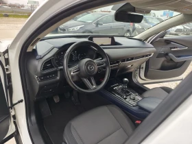 Mazda CX-30 2.0 хибрид , снимка 8