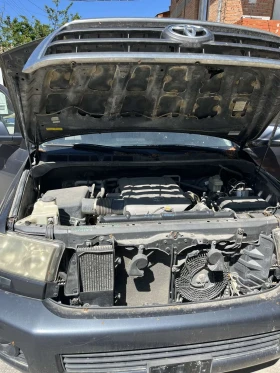 Toyota Sequoia, снимка 14