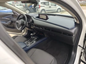 Mazda CX-30 2.0 хибрид , снимка 12