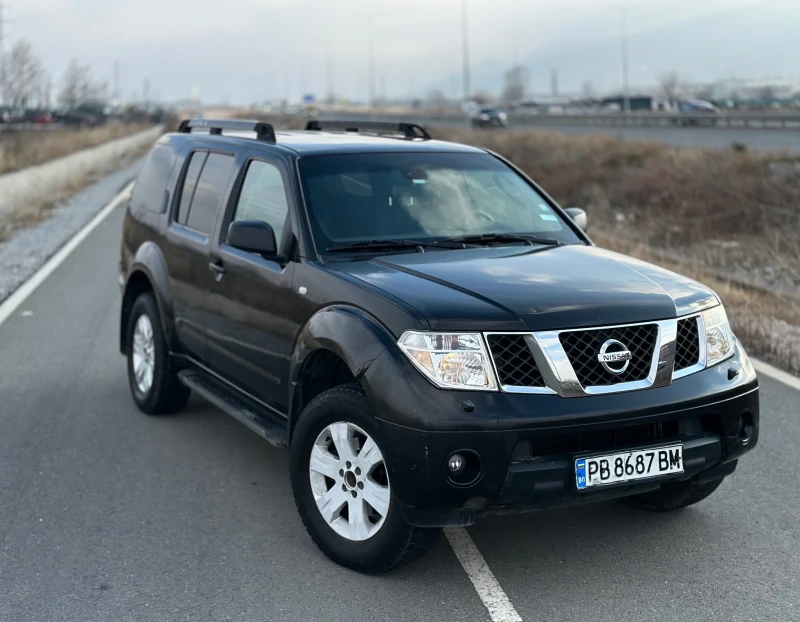 Nissan Pathfinder dCi, снимка 2 - Автомобили и джипове - 48443336