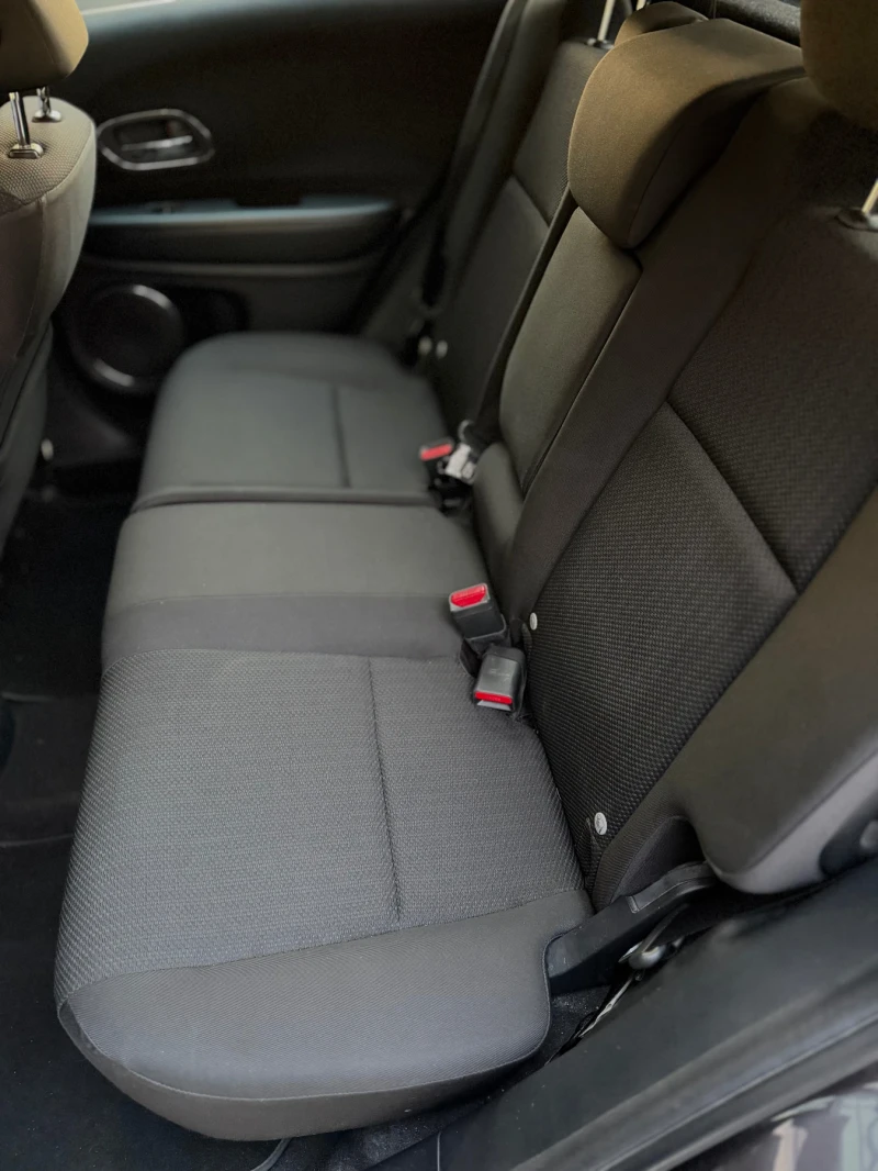 Honda Hr-v 1.6 DTEC, снимка 13 - Автомобили и джипове - 53566266