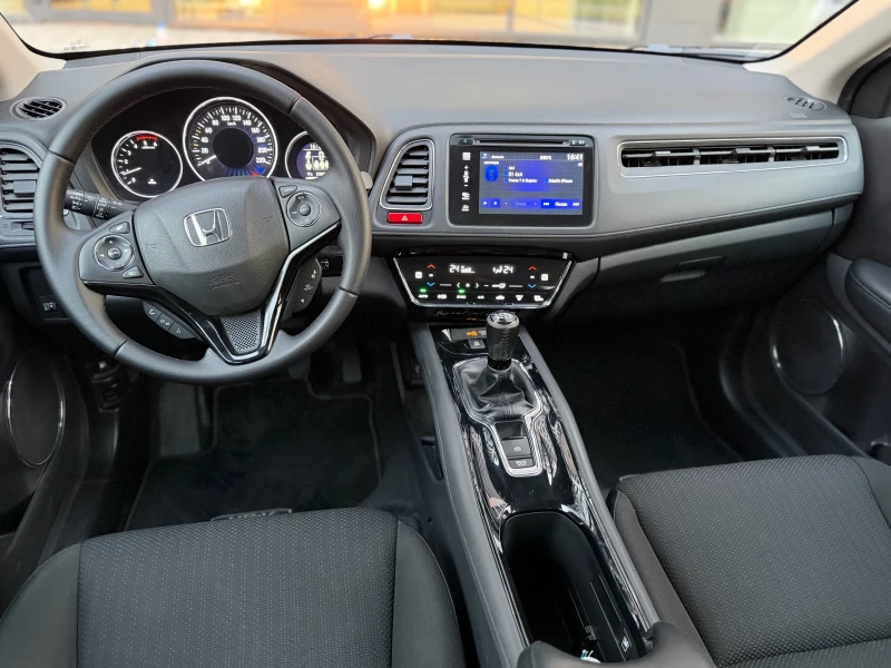 Honda Hr-v 1.6 DTEC, снимка 10 - Автомобили и джипове - 53566266