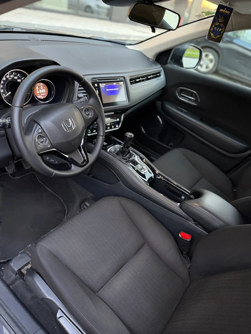 Honda Hr-v 1.6 DTEC, снимка 9 - Автомобили и джипове - 53566266