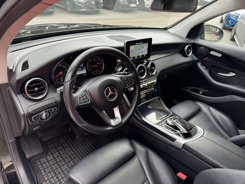 Mercedes-Benz GLC 220 4Matic Coupe 9G Tronic, снимка 8 - Автомобили и джипове - 53629190