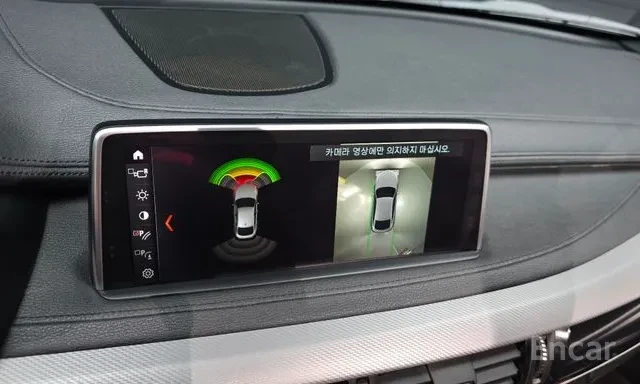 BMW X6 40D * M ПАКЕТ * ОБДУХВАНЕ * HEAD UP * 2018 * H&K *, снимка 13 - Автомобили и джипове - 56116614