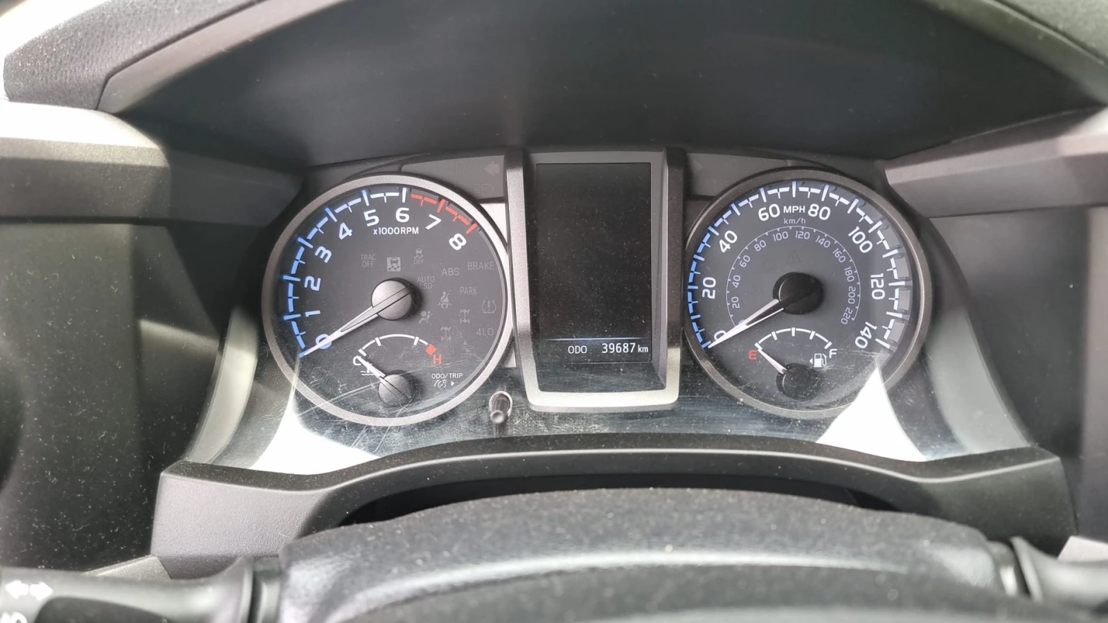 Toyota Tacoma  - изображение 6