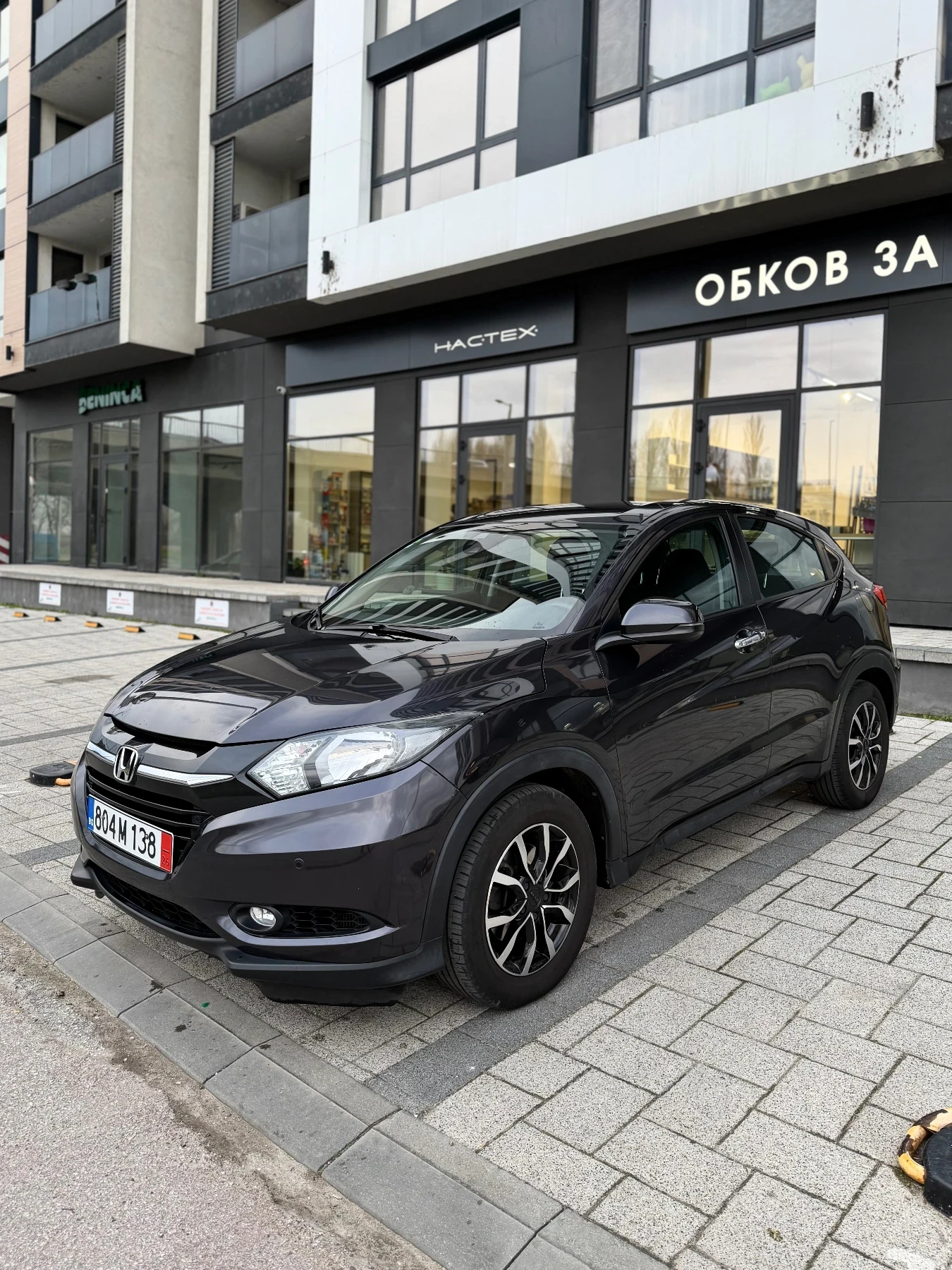 Honda Hr-v 1.6 DTEC, снимка 2 - Автомобили и джипове - 53710992