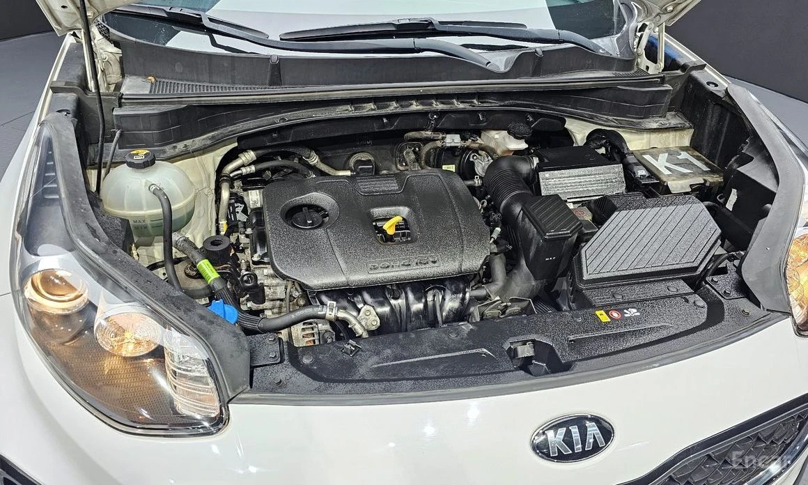 Kia Sportage, снимка 6 - Автомобили и джипове - 53764917