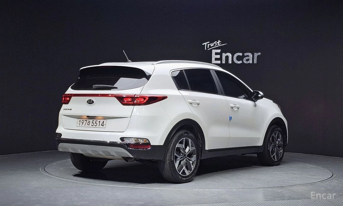 Kia Sportage, снимка 2 - Автомобили и джипове - 53764917