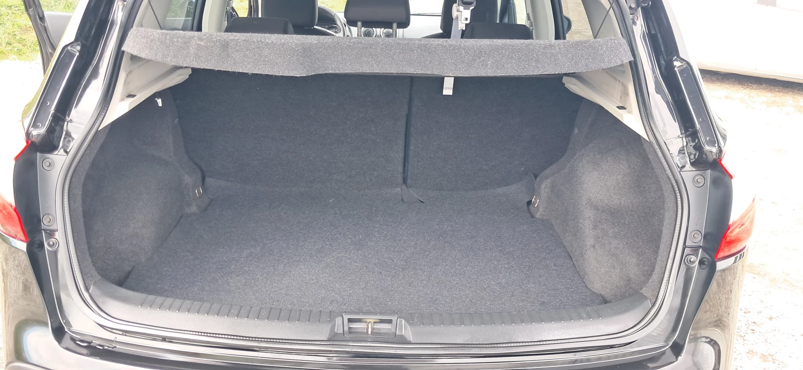 Nissan Qashqai 1.5 dci  n-tec, снимка 9 - Автомобили и джипове - 54032083