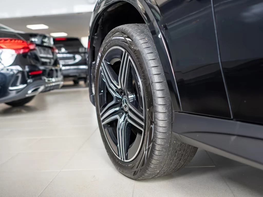 Mercedes-Benz GLC 300 e 4-MATIC AMG PLUG-IN HYBRID CAMERA , снимка 3 - Автомобили и джипове - 54045537