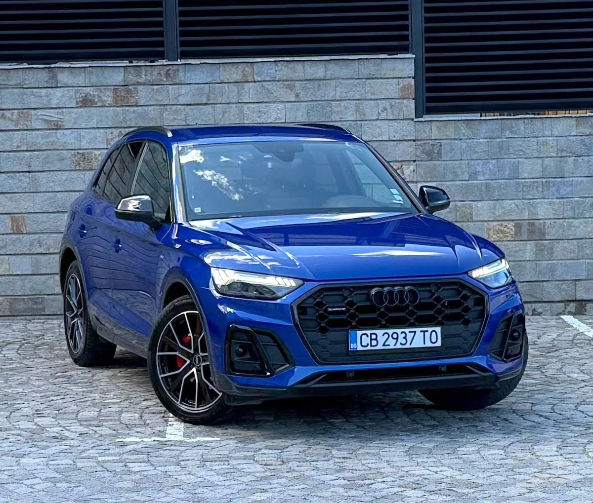 Audi Q5 40 TDi Quattro 55000km S-Line Matrix, снимка 2 - Автомобили и джипове - 54109915