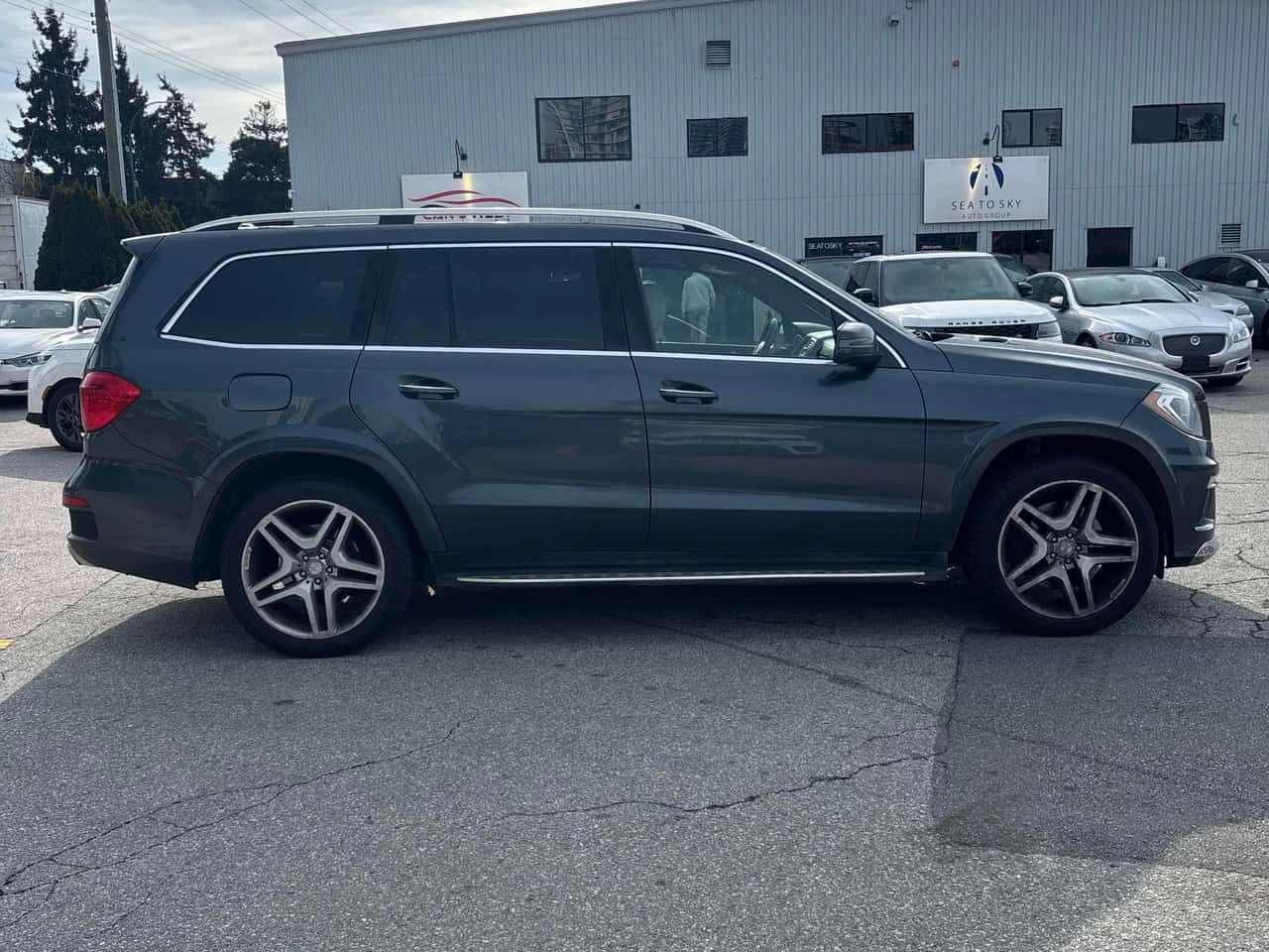 Mercedes-Benz GL 550 * ПАНО* ПОДГРЕВ* KEYLESS* , снимка 3 - Автомобили и джипове - 54123017