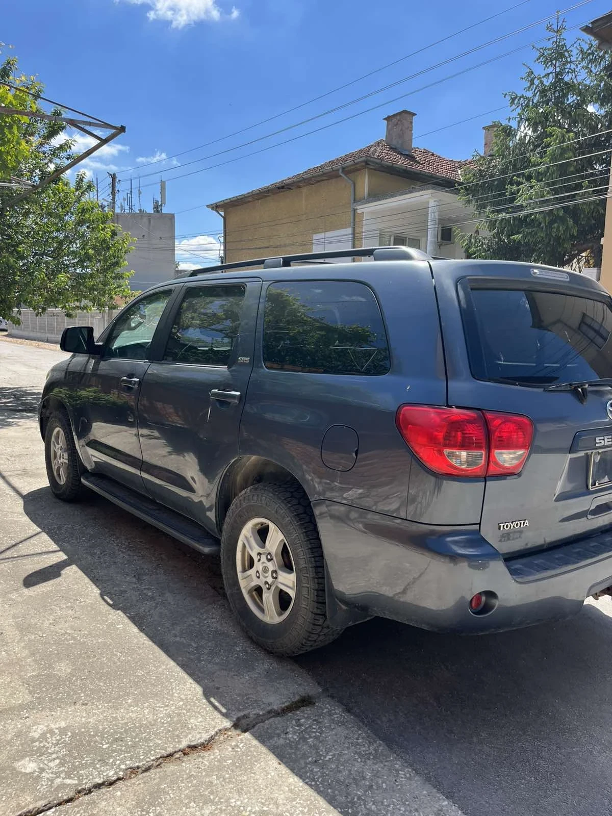 Toyota Sequoia, снимка 5 - Автомобили и джипове - 54648296