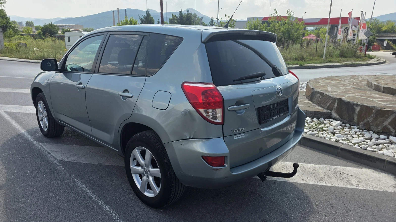 Toyota Rav4 2.2 D-4D 135 4X4, снимка 3 - Автомобили и джипове - 55351959