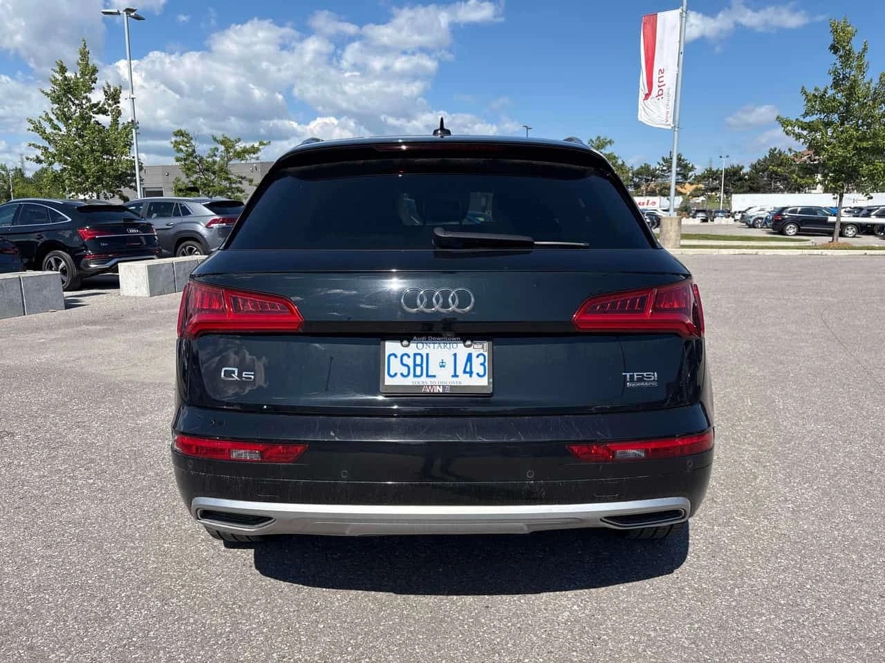 Audi Q5 * Komfort * АВТОКРЕДИТ БЕЗ ПЪРВОНАЧАЛНА ВНОСКА* , снимка 4 - Автомобили и джипове - 55486373