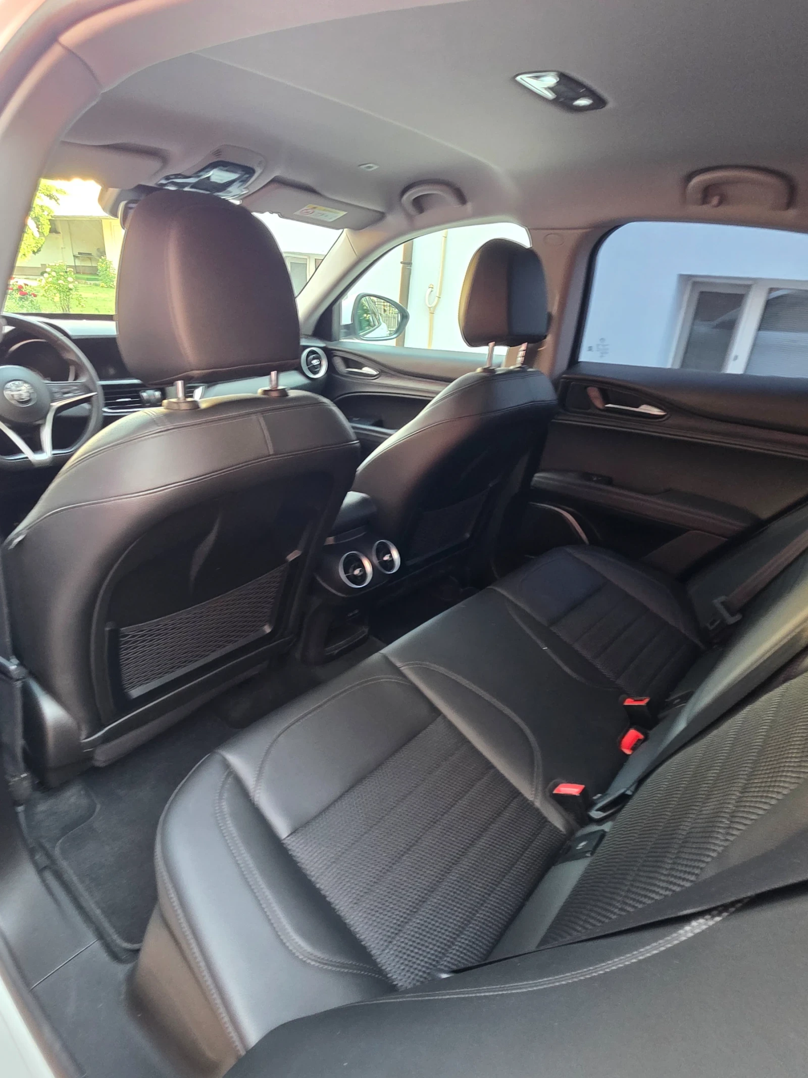 Alfa Romeo Stelvio, снимка 12 - Автомобили и джипове - 55692251