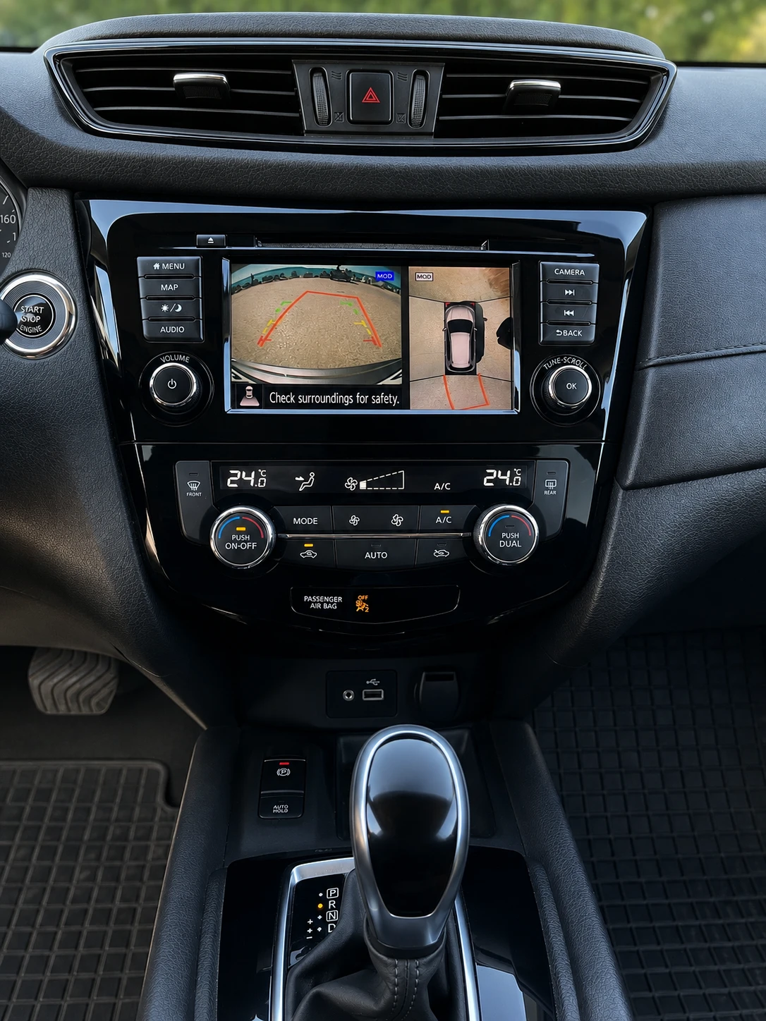 Nissan Rogue, снимка 13 - Автомобили и джипове - 56015423