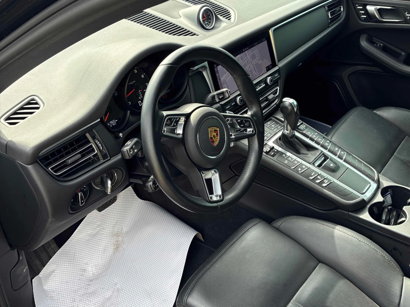 Porsche Macan 360КАМЕРИ* BOSE* ОБДУХВАНЕ* * , снимка 5 - Автомобили и джипове - 56139155