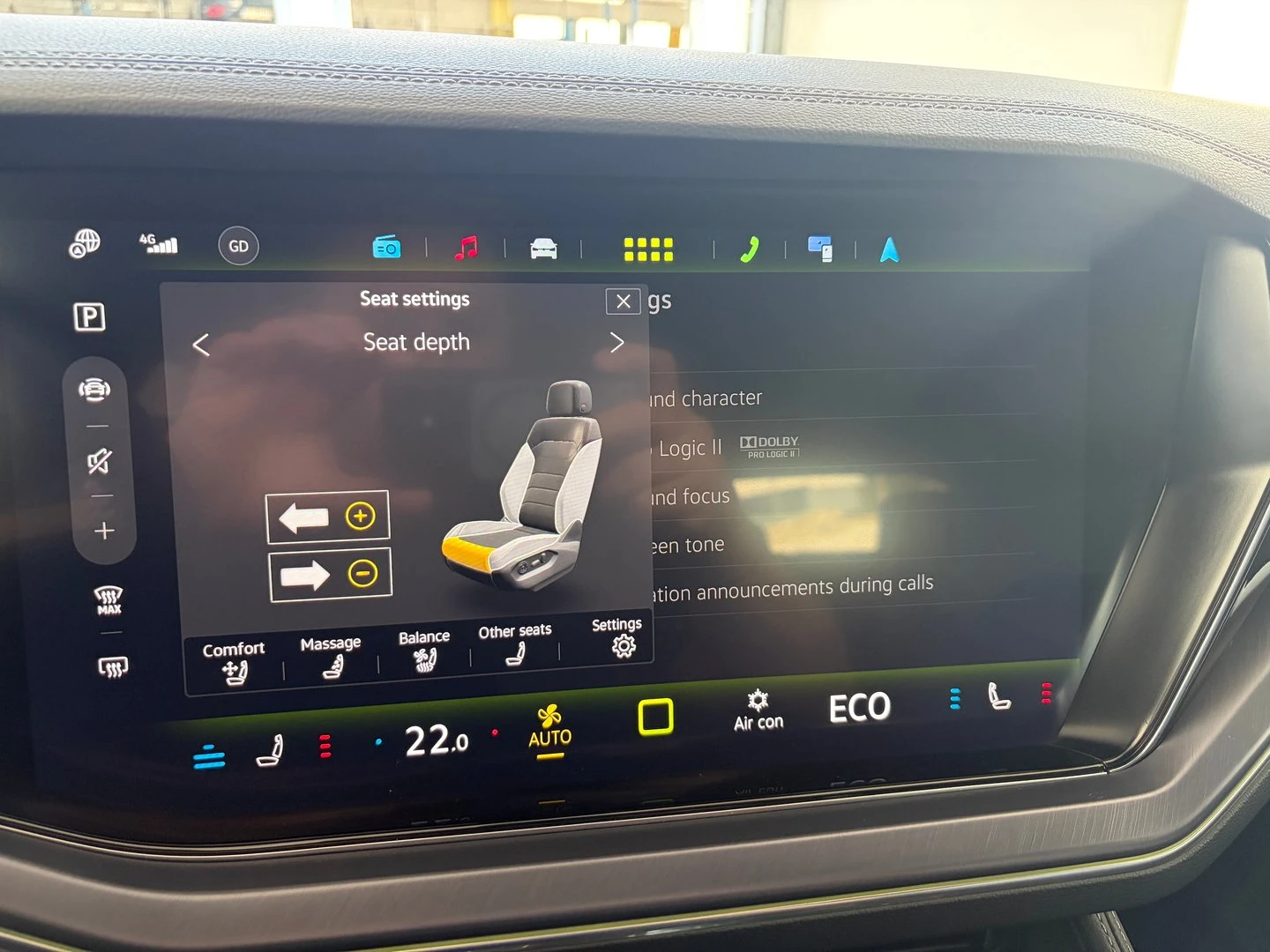 VW Touareg, снимка 17 - Автомобили и джипове - 56421842