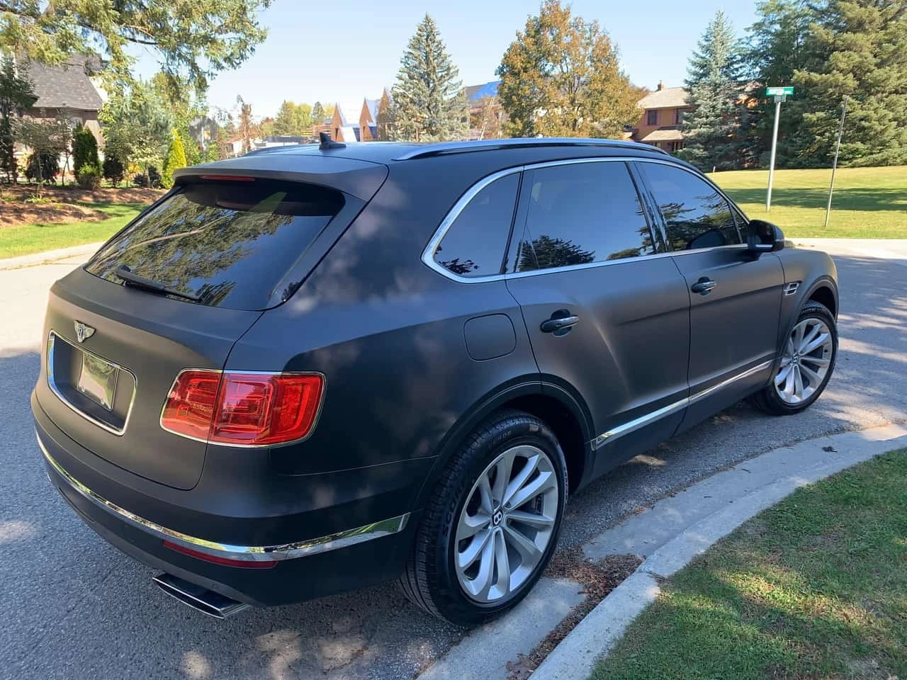 Bentley Bentayga * AWD * CARFAX * ����� �� ����������� | Mobile.bg � ����������� 4