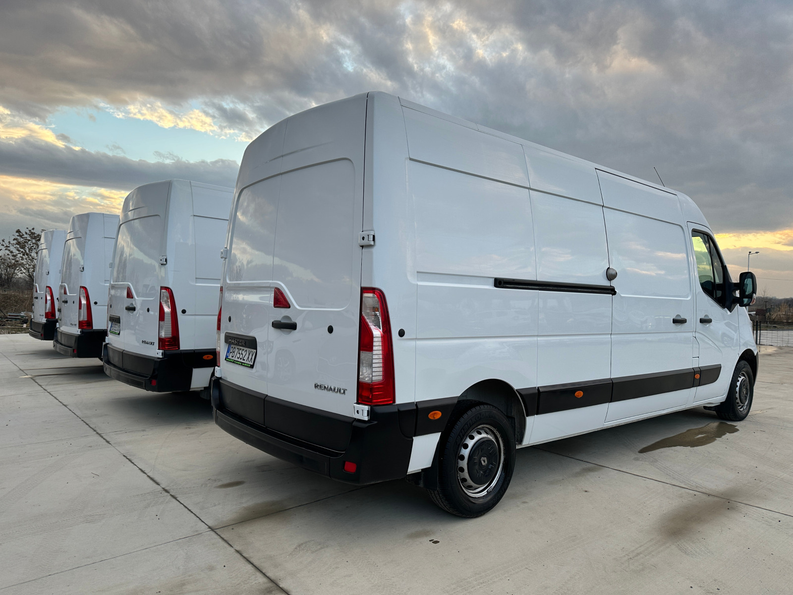 Renault Master 3= броя 2.3- L3H2 - изображение 8