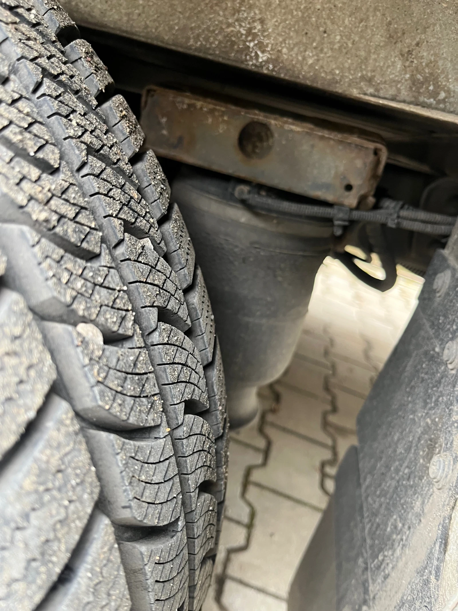 Iveco 35 35S16 hi mat 8ZF - изображение 3