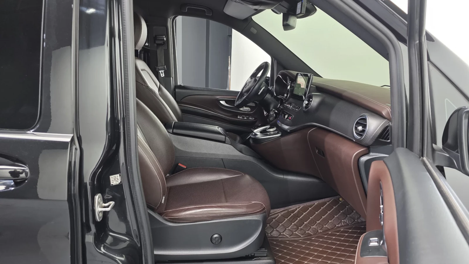 Mercedes-Benz V 250 V-Class V250 Burmester, снимка 9 - Бусове и автобуси - 54392584