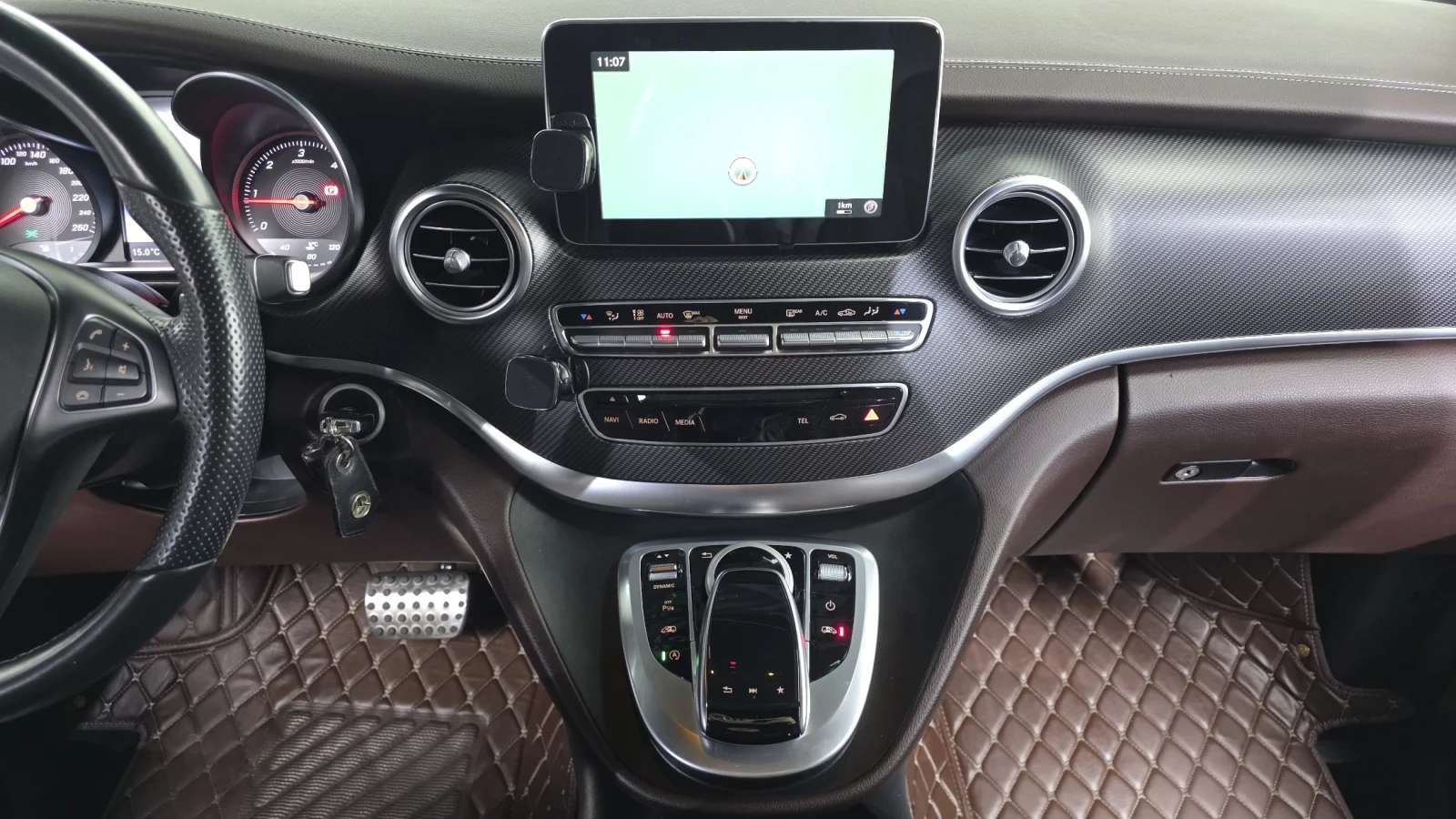 Mercedes-Benz V 250 V-Class V250 Burmester, снимка 7 - Бусове и автобуси - 54392584