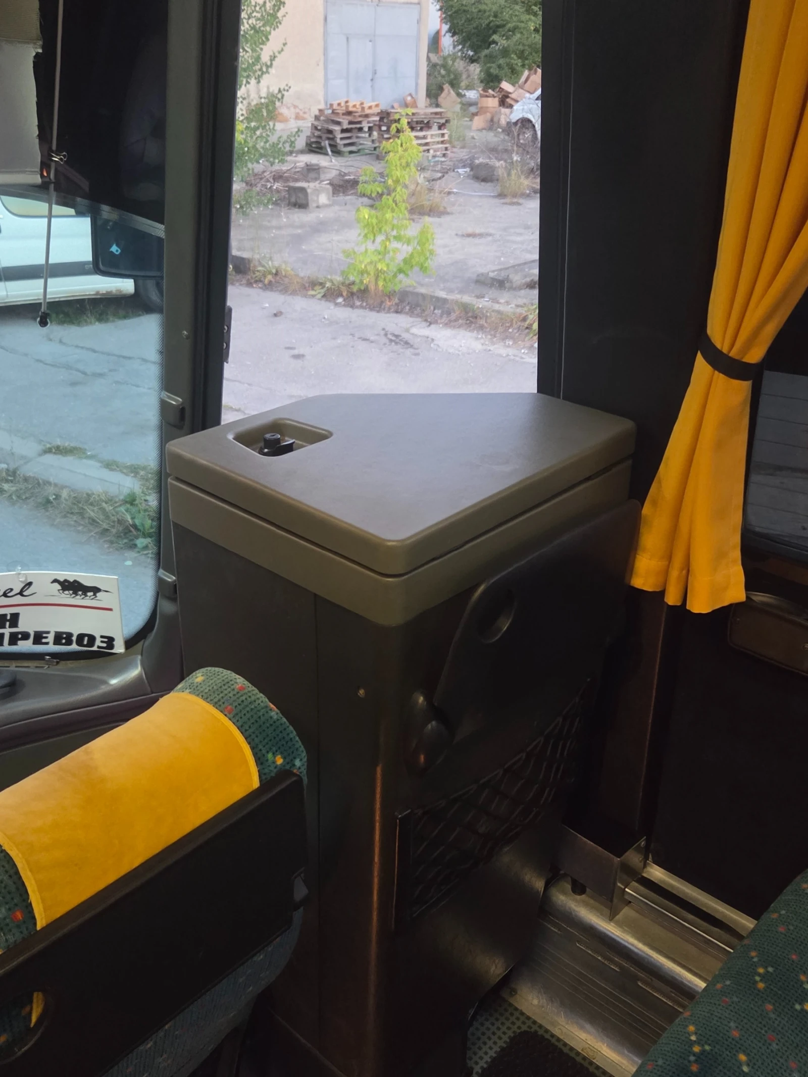Bova Futura FHD 13380 15 М, снимка 10 - Бусове и автобуси - 55546884