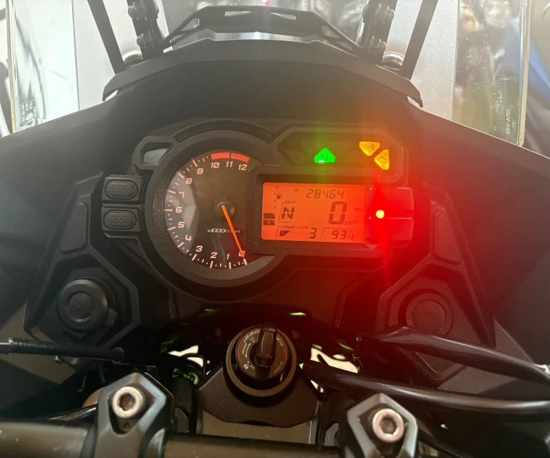 Kawasaki Versys 1000 ABS TCS 28000km!, снимка 9 - Мотоциклети и мототехника - 50632927