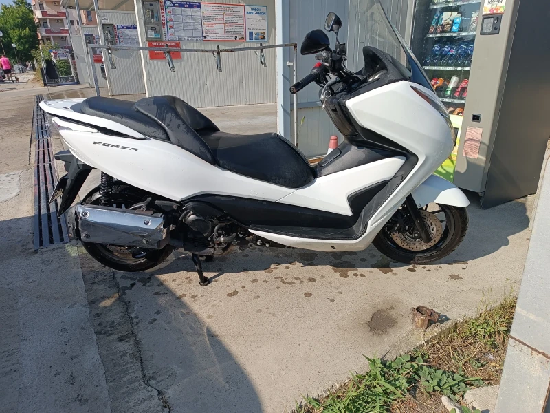 Honda Forza 300 i, снимка 3 - Мотоциклети и мототехника - 52553329