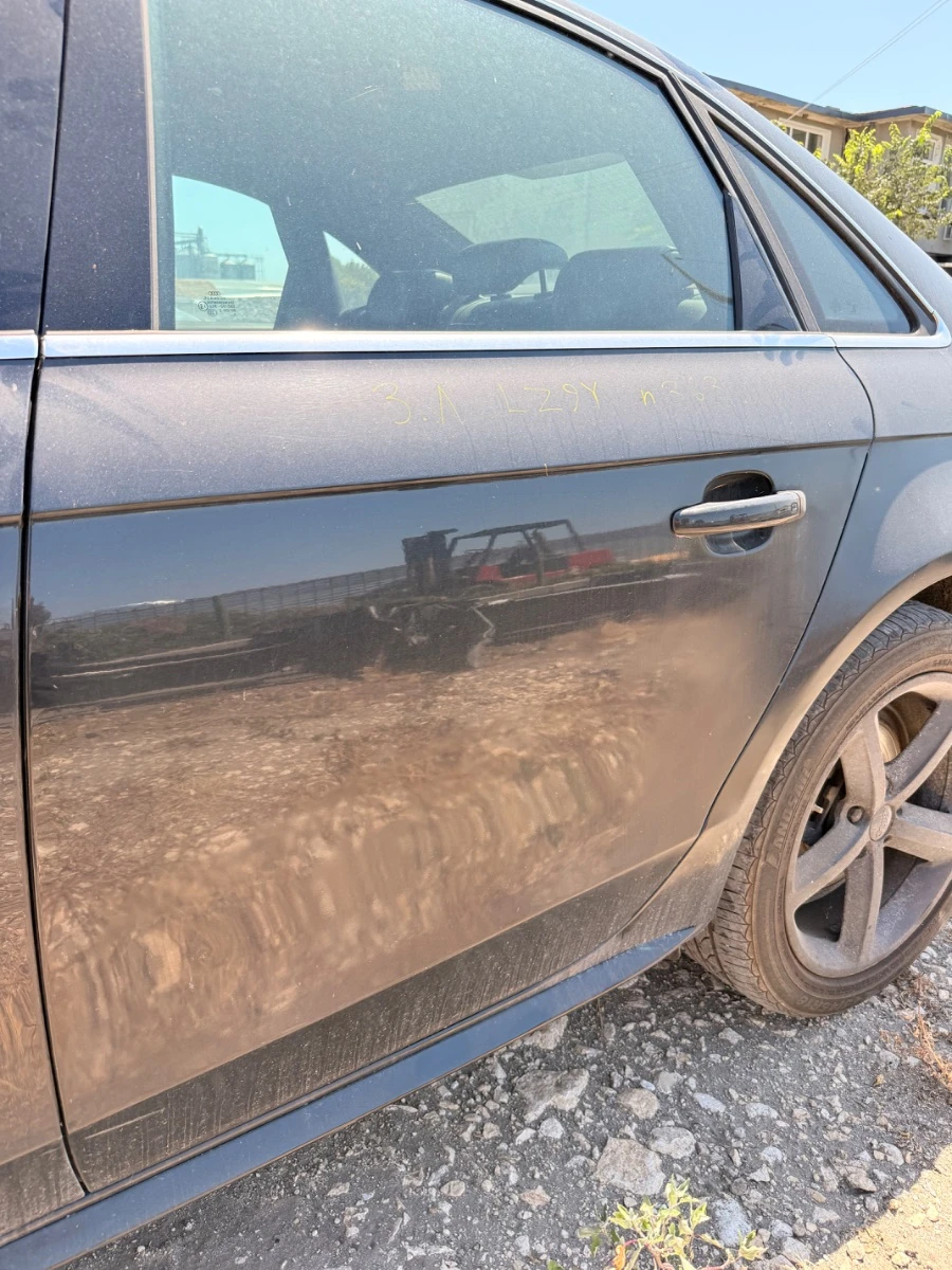 Задна лява врата за Audi A4 B8 LZ9Y ном363 1072-1072