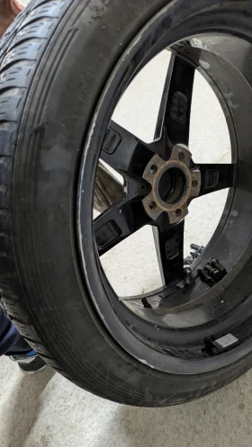 Гуми с джанти Hankook 235/45R20, снимка 9 - Гуми и джанти - 48014325