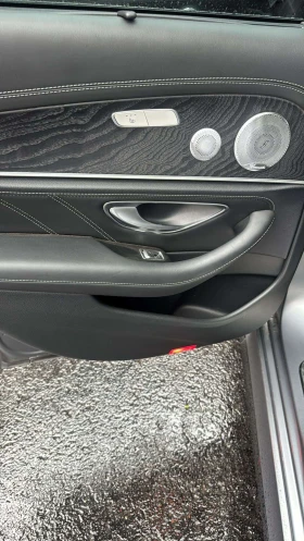 Mercedes-Benz E 63 AMG, снимка 11