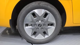 Hyundai Staria 1.6 HEV 11-Seater* ЕЛ. БАГАЖНИК* КРАЙНА ЦЕНА, снимка 5