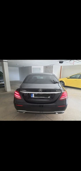 Mercedes-Benz E 220, снимка 4