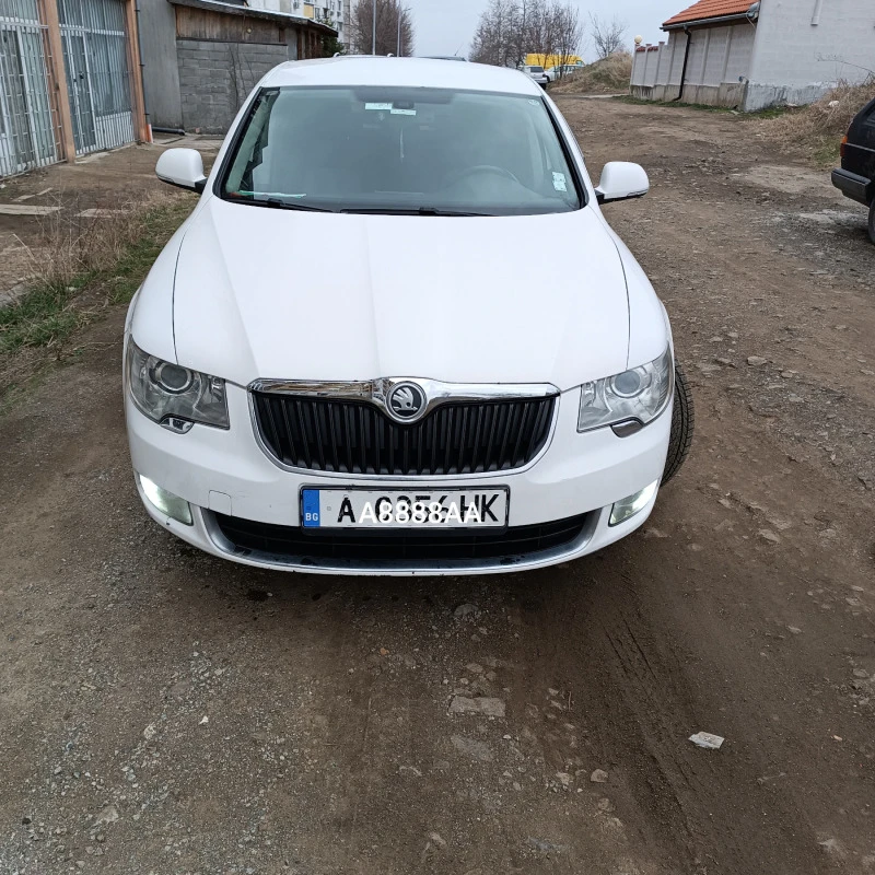 Skoda Superb 2.0 TDI, снимка 6 - Автомобили и джипове - 47023421