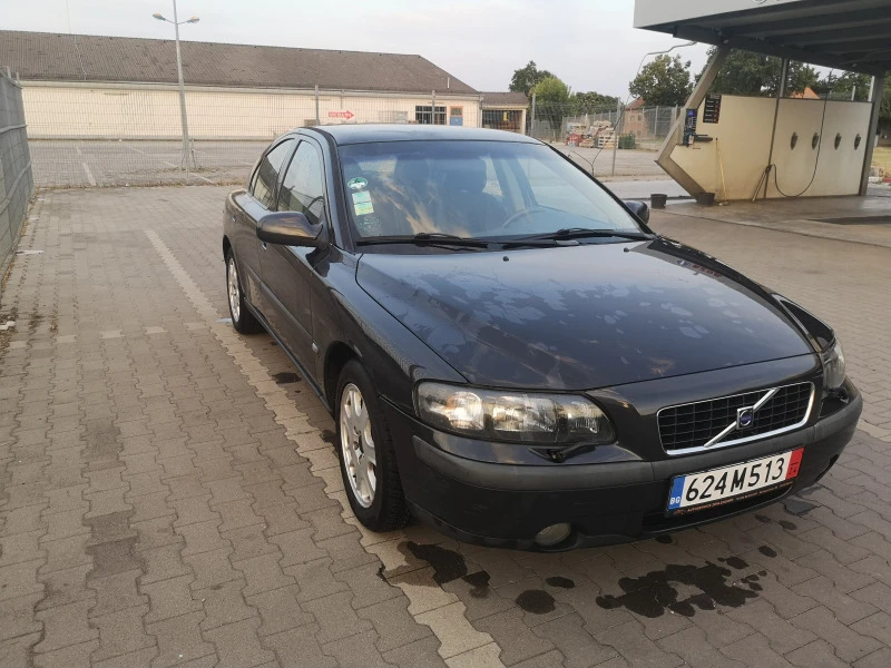 Volvo S60 2.4, снимка 6 - Автомобили и джипове - 49500219