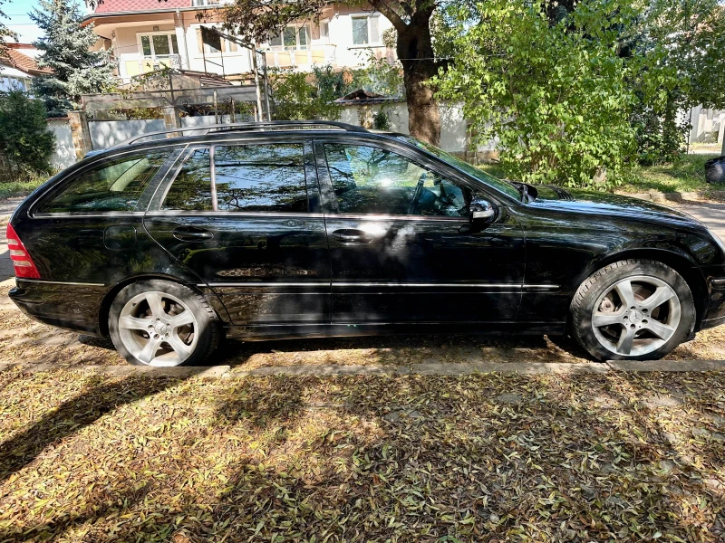 Mercedes-Benz C 320, снимка 6 - Автомобили и джипове - 47580433