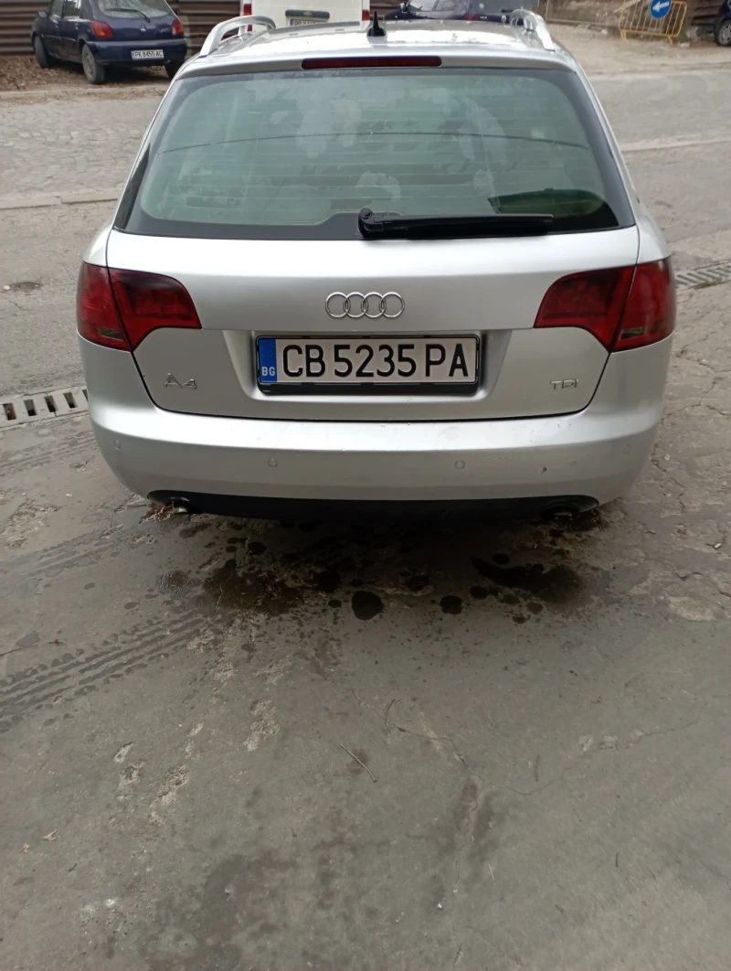 Audi A4, снимка 3 - Автомобили и джипове - 47683695