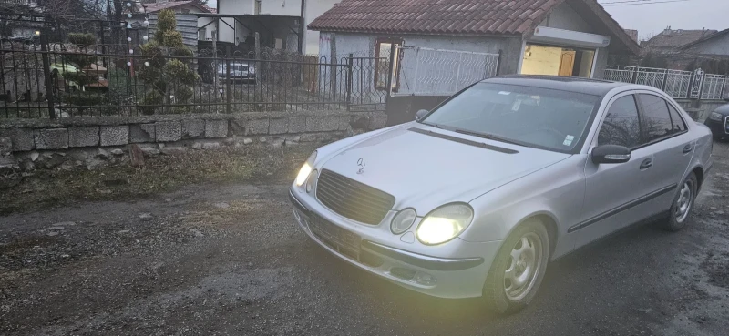 Mercedes-Benz E 320, снимка 1 - Автомобили и джипове - 48151092