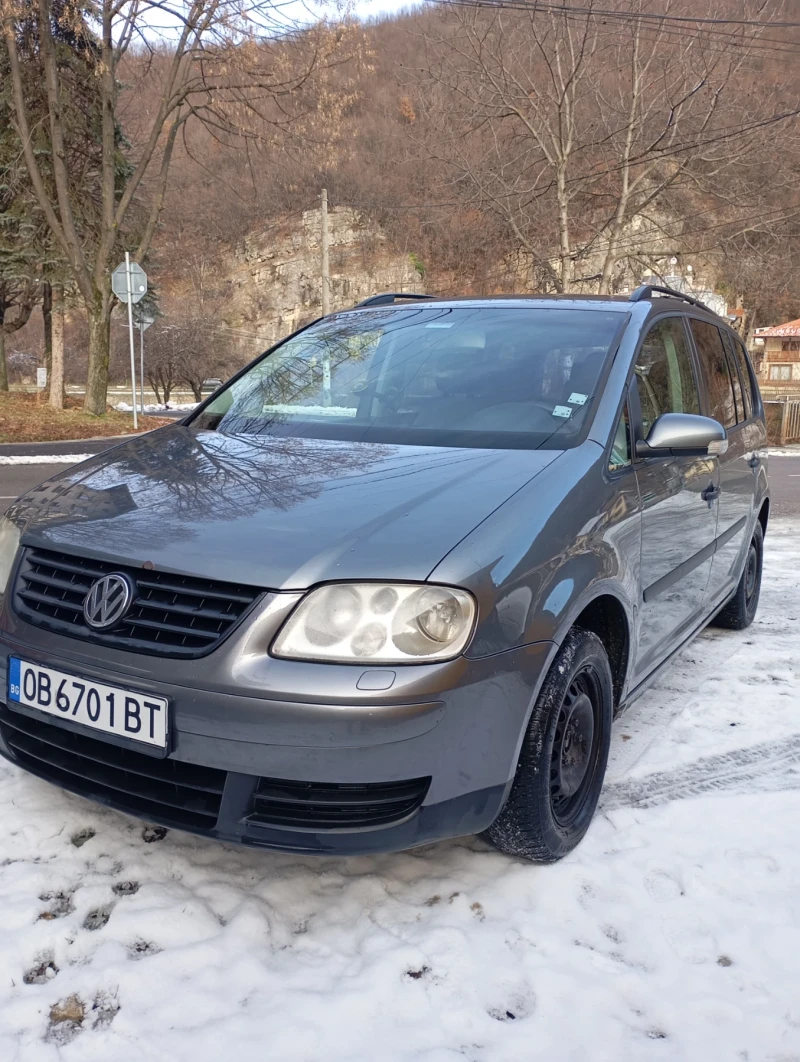 VW Touran VW, снимка 1 - Автомобили и джипове - 48442605