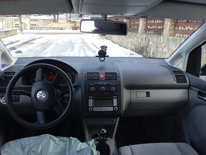 VW Touran VW, снимка 5 - Автомобили и джипове - 48442605