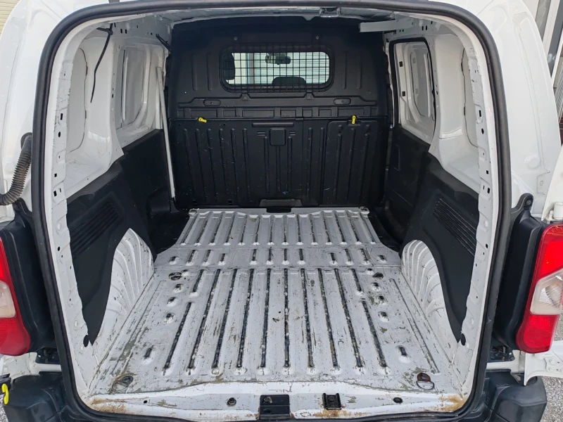 Toyota Proace City 1.5hdi Euro6D, снимка 16 - Автомобили и джипове - 48548909