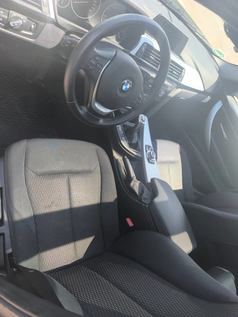 BMW 320 ПОДГРЕВ/ПАНОРАМА, снимка 4 - Автомобили и джипове - 50109447