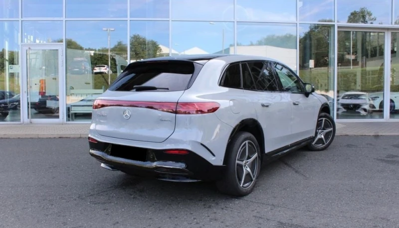 Mercedes-Benz EQS 450 SUV/AMG/4-MATIC/HYPERSCREEN/BURM/PANO/HEAD UP/, снимка 4 - Автомобили и джипове - 51532478