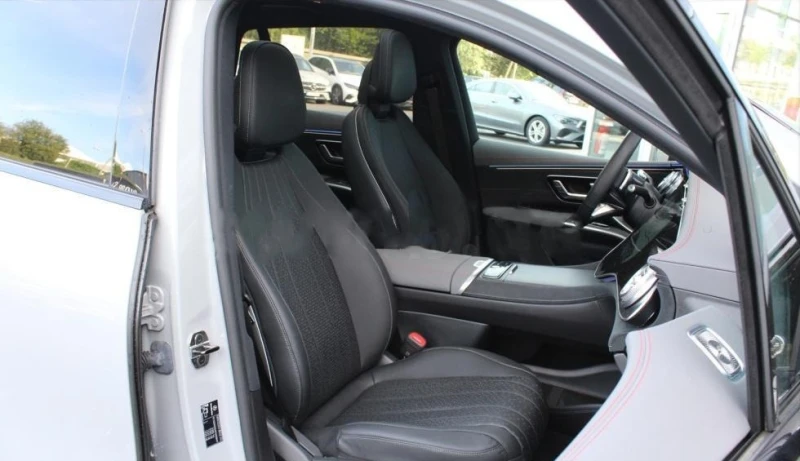 Mercedes-Benz EQS 450 SUV/AMG/4-MATIC/HYPERSCREEN/BURM/PANO/HEAD UP/, снимка 10 - Автомобили и джипове - 51532478