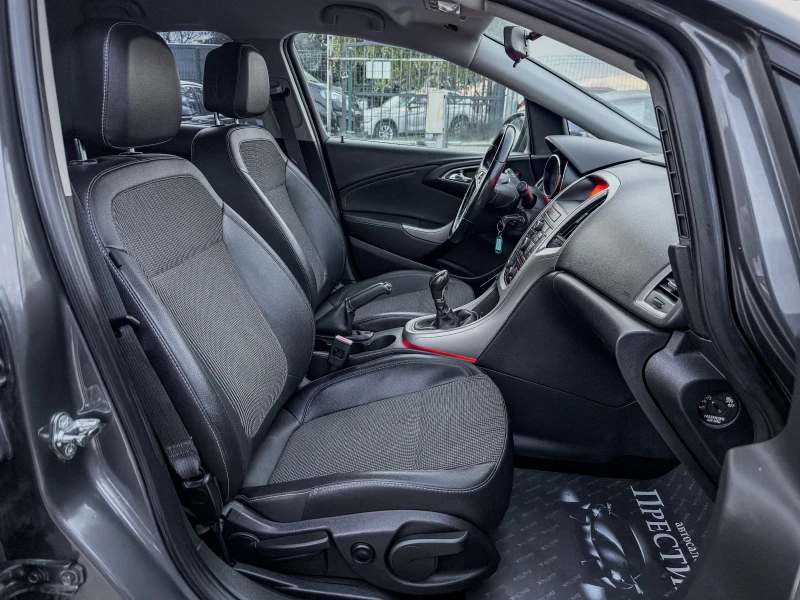 Opel Astra 1.4i - COSMO - GAZ, снимка 9 - Автомобили и джипове - 52482549