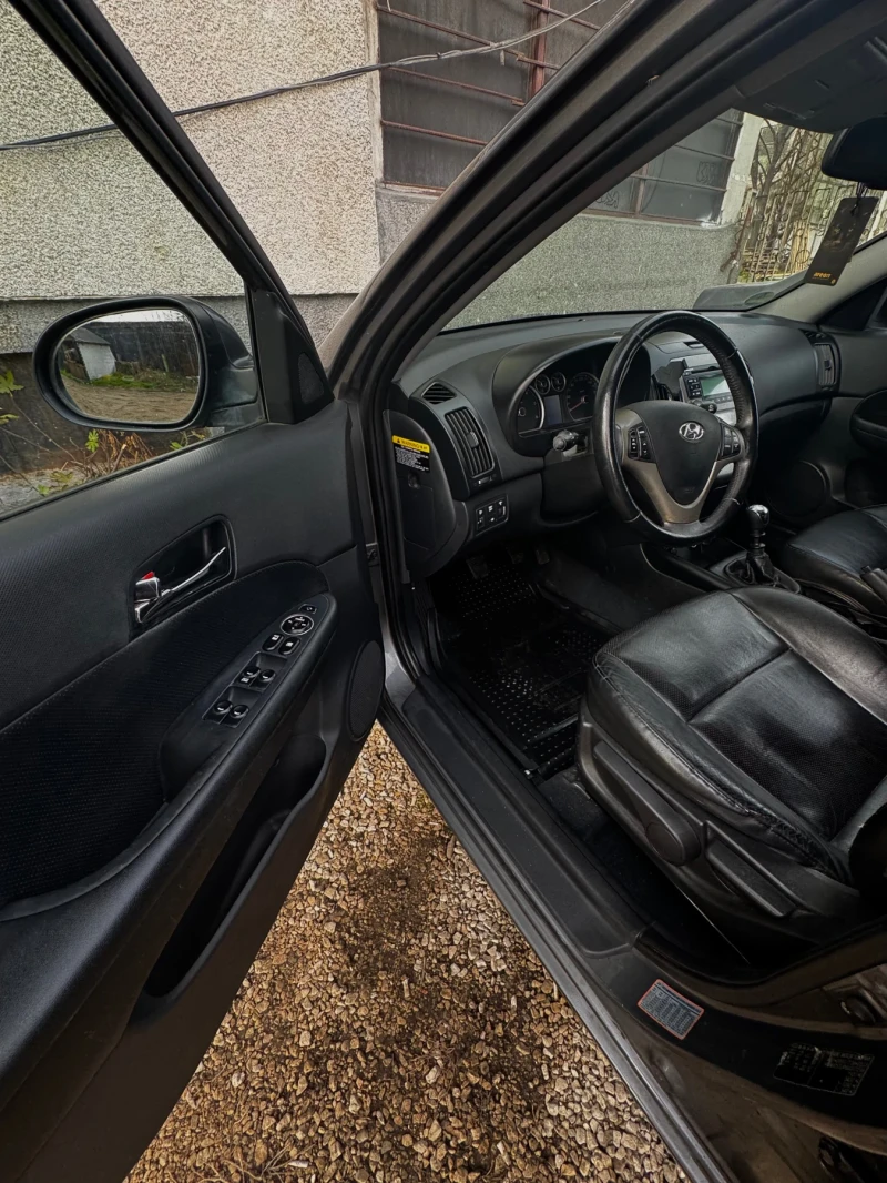 Hyundai I30, снимка 10 - Автомобили и джипове - 52894011